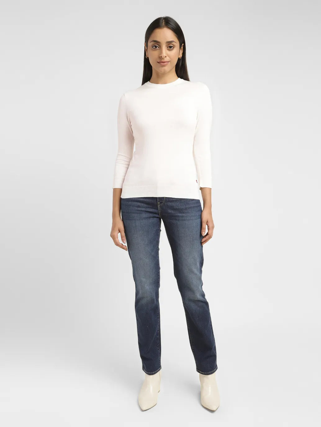 Women's Solid White Crew Neck Sweater
