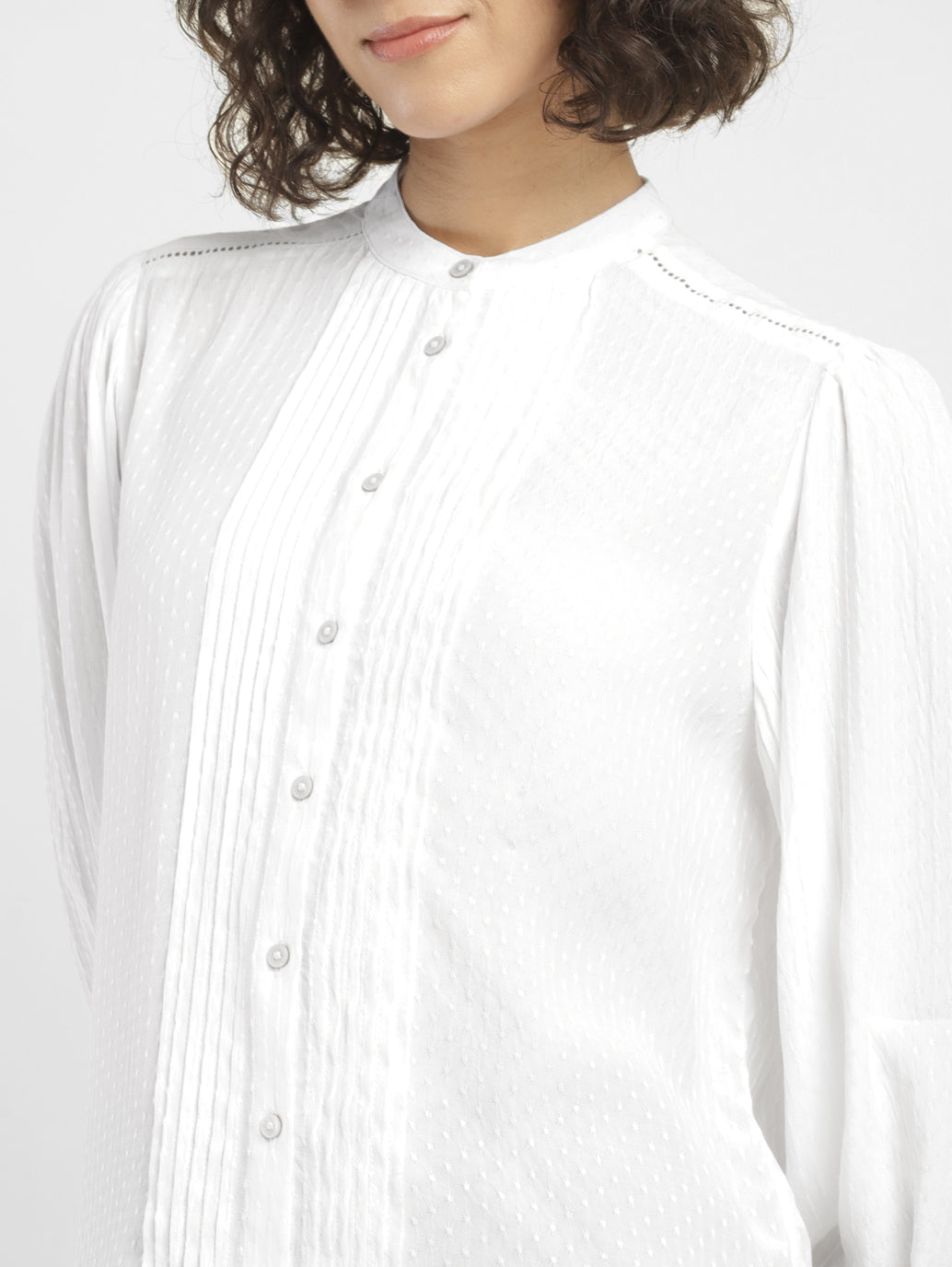 Women's Textured White Band Neck Top