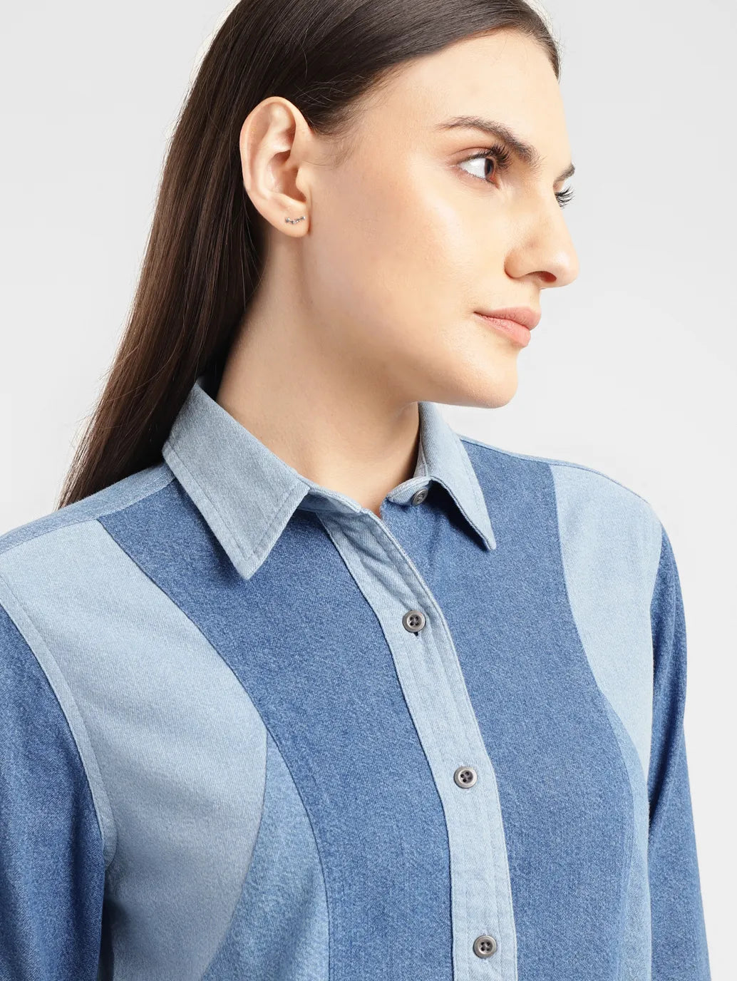 Women's Colorblock Spread Collar Shirt