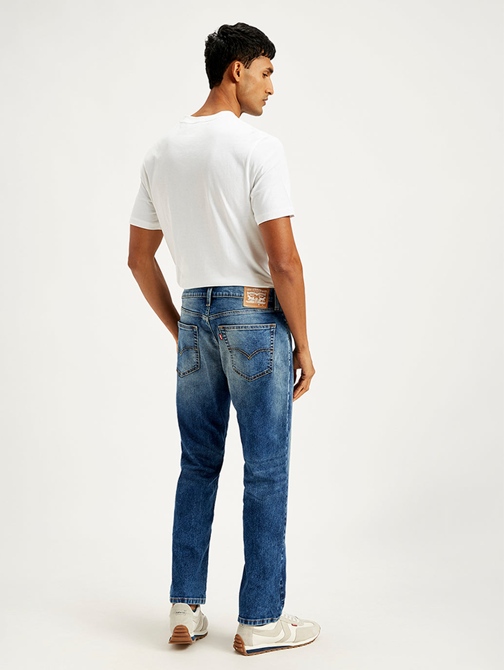 Men's 541 Blue Tapered Fit Jeans