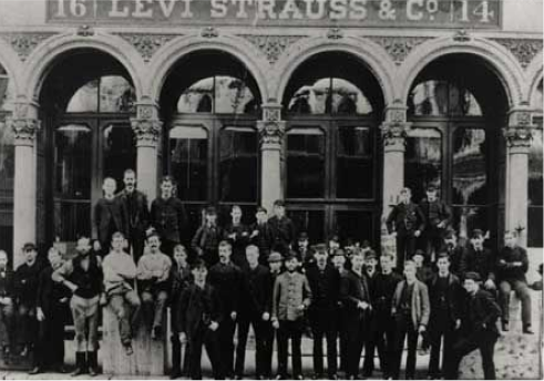 Data_levis-company-history-1853_1.png?v\