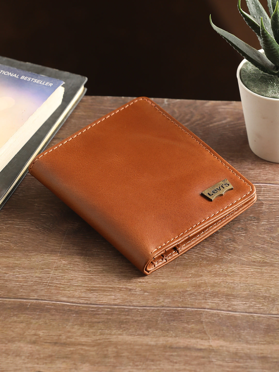 Men's Tan Solid Card Holder