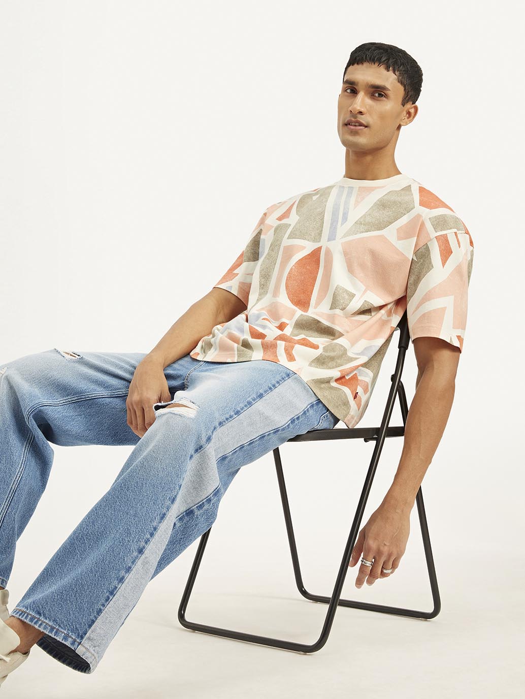 Men's Loose Fit Graphic T-shirt - a10d05c1b3e93bed5238434004ac440e View