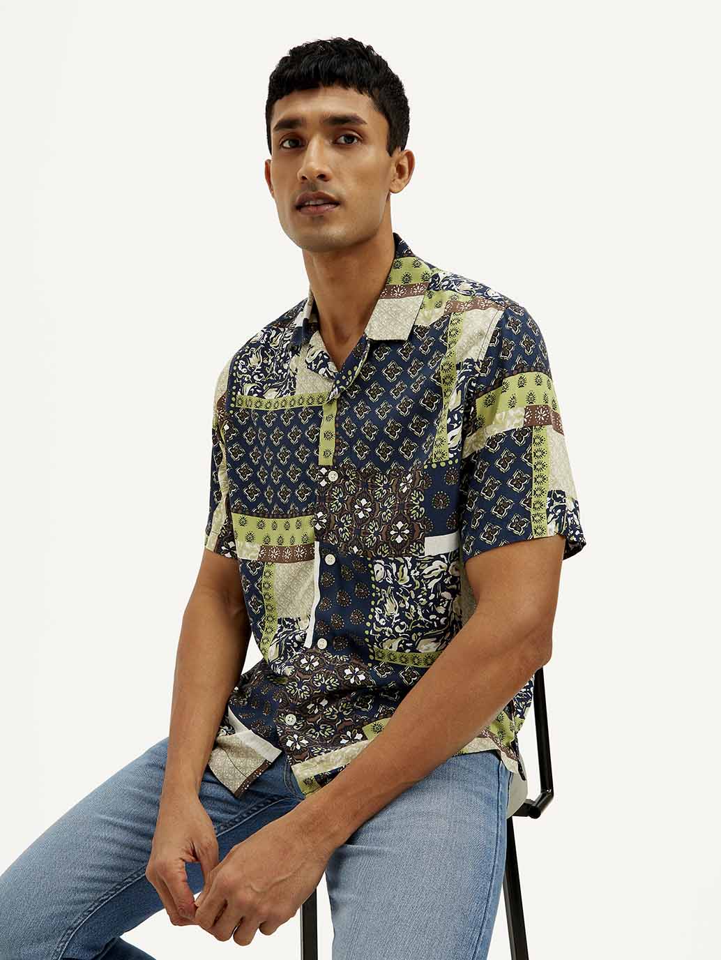 Men's Resort Collar Ethnic Motif Loose Fit Shirt