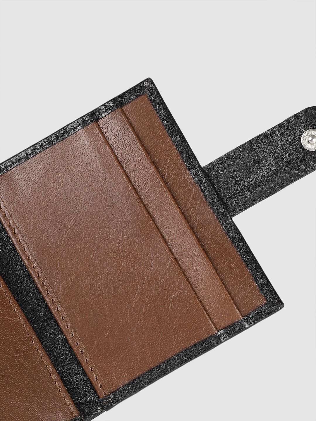 Men's Black Solid Card Holder - c0406f18-d8de-4aed-a445-a81ba68a31651742210059365-Men-Black--Tan-solid-Leather-Cardholder-9851742210058943-6 View