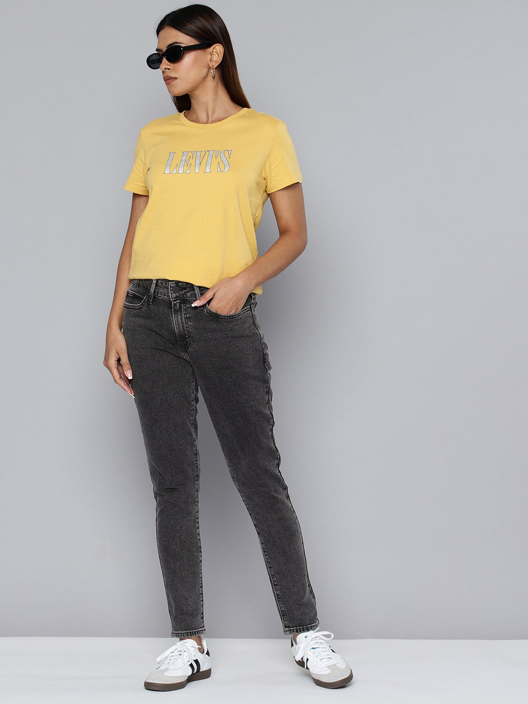 Women's 711 Black Skinny Fit Mid Rise Jeans