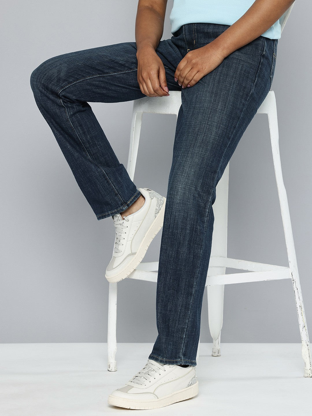 Women's 724 Blue Straight Fit High Rise Jeans - 1 View