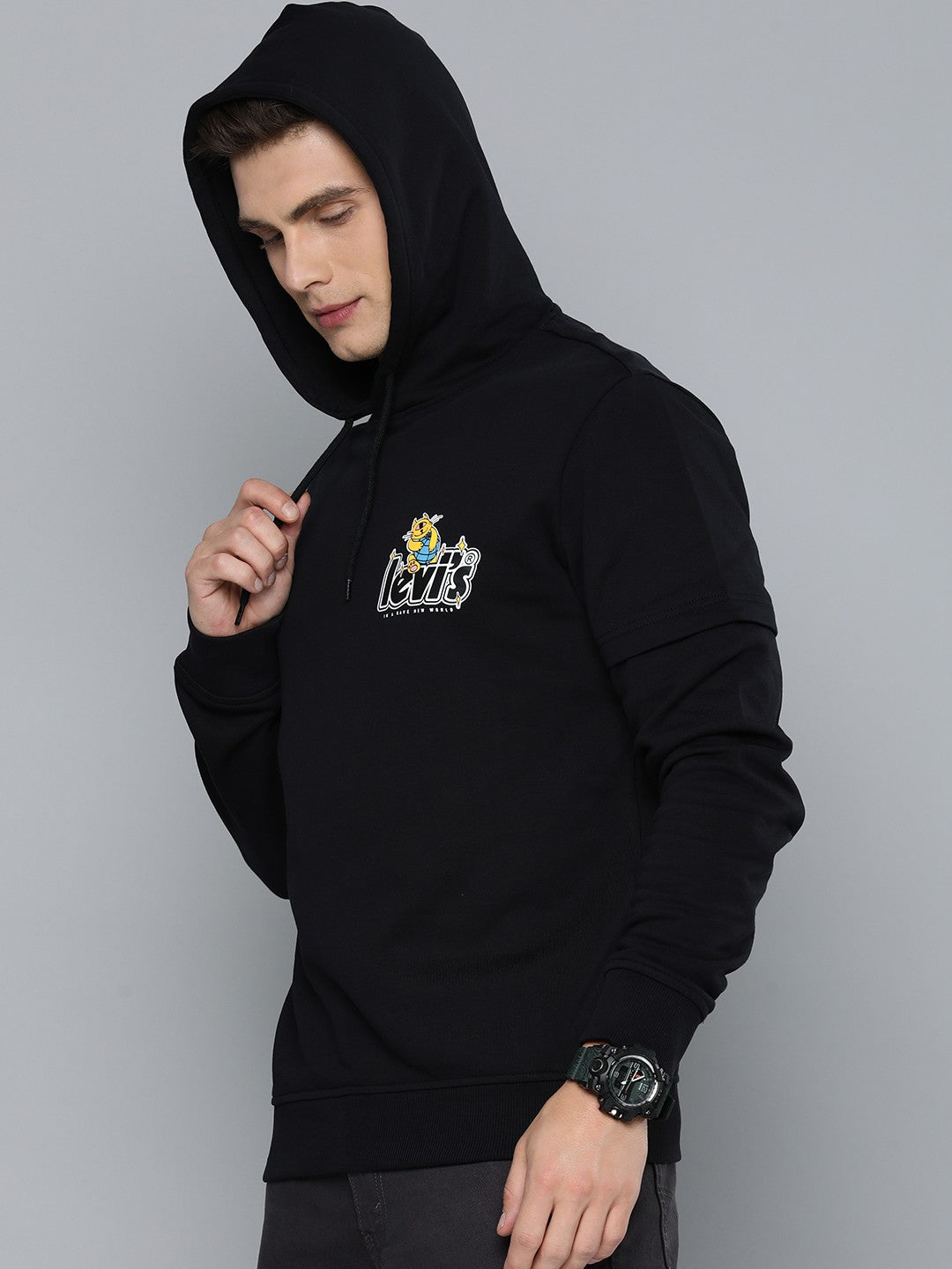 Men's Solid Black Hooded Sweatshirt - d07f94ef-377d-4b13-a931-695bf1f06d9c1709882574993-Levis-Men-Sweatshirts-9661709882574649-3 View