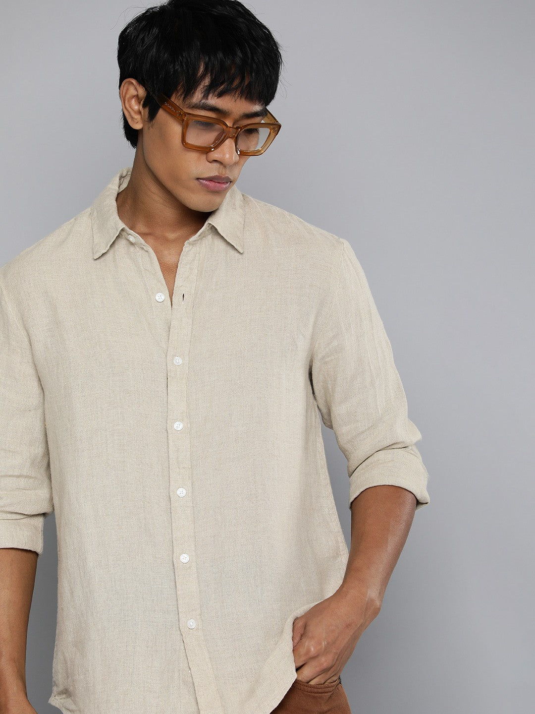 Men's Redloop Solid Slim Fit Linen Shirt - d5d16432-4983-4800-b790-e10bb1426d171712730453924-Levis-Men-Shirts-461712730453547-1 View