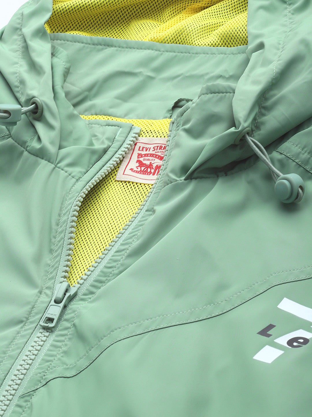 Women's Solid Light Green Hooded Jacket - e46c7192-a94f-4647-a92f-2ff842e429b51694427719719-Levis-Women-Jackets-4371694427719206-2 View