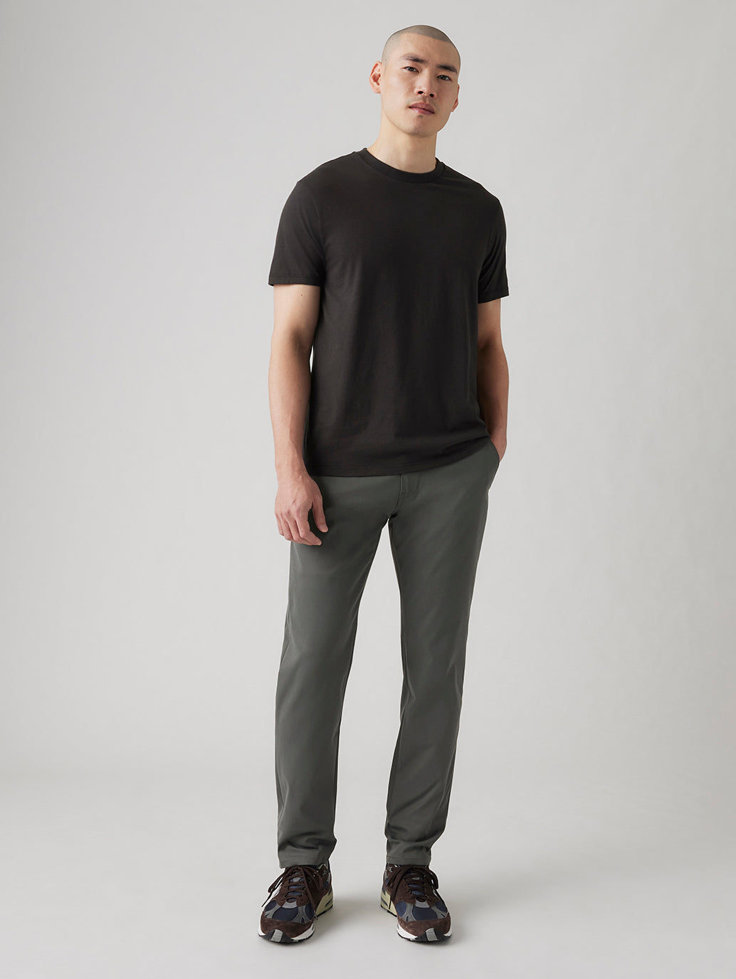Men's Grey Straight Fit Tech Pant - e799e05e99881dc50b336ac749300dcf View
