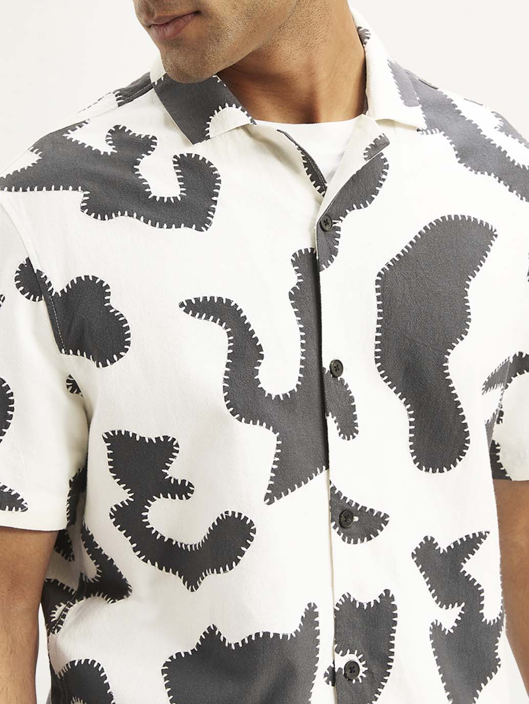 Men's Resort Collar Abstract Relaxed Fit Shirt - f2b6a53b643dccd2ff6a5dbc86e23e8e View