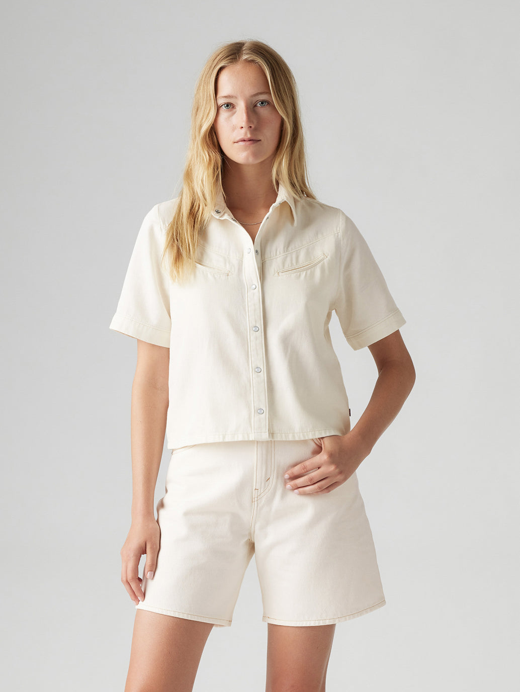 Women's Solid Spread Collar Shirt